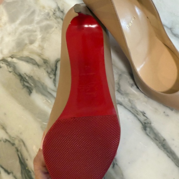 Christian Louboutin Nude Leather Heels - Picture 4 of 5